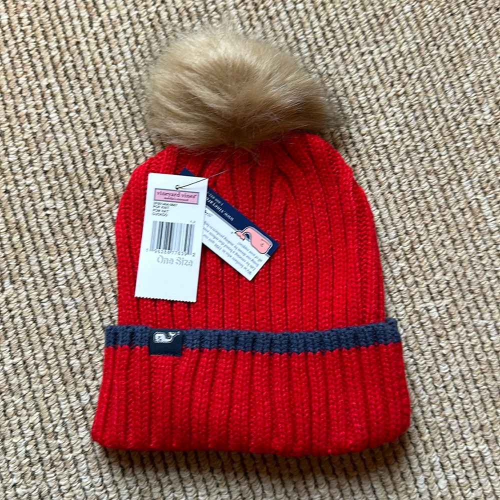 NWT Vineyard Vines Pom hat red with blue trim child size